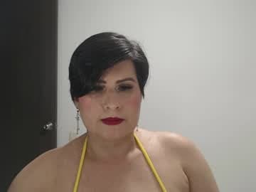 Paola Williams live cam