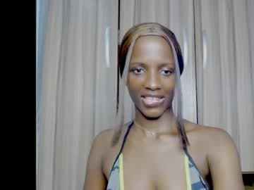 Ella live cam
