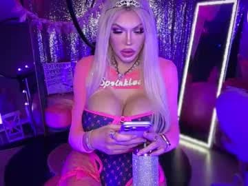 Dumb bimbo fuck doll live cam