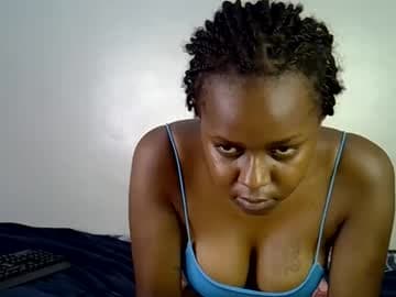 PRETTYTESS live cam
