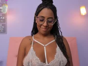 priscila_coper live cam