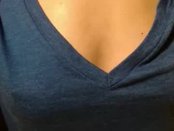 queenoftenderness live cam