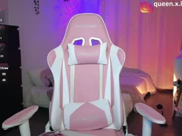 Queenx lexy live cam