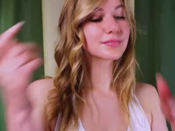 Emma live cam