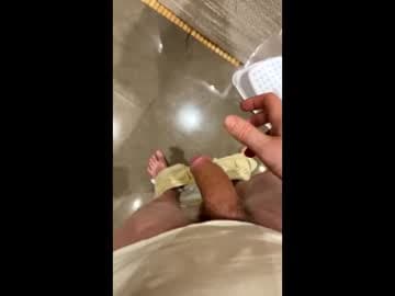 Thickleakycock live cam