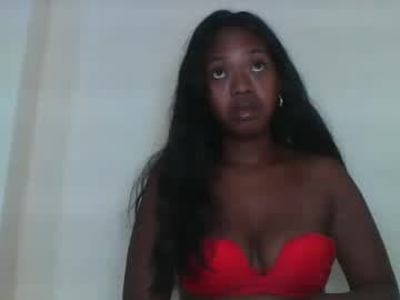 rochellinah live cam