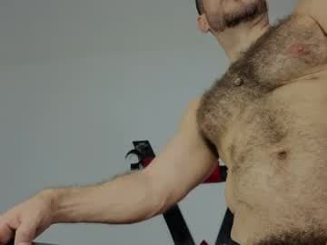 Tommy and Wilson live cam