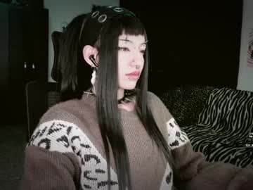 Roxy I'm expecting 100 thumbs up live cam