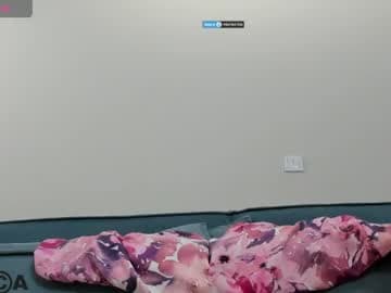 Bella live cam