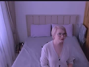 Sabrina MacMarren live cam