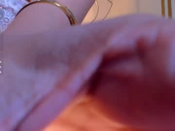 Scarlett Blaze live cam