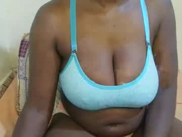 sexxy_maya1 live cam