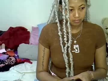 sexy_bubbie01 live cam