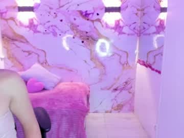 Shanelle live cam