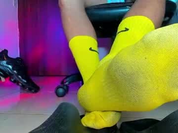 only foot worshipers here live cam