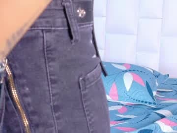 slutlittlecamila live cam