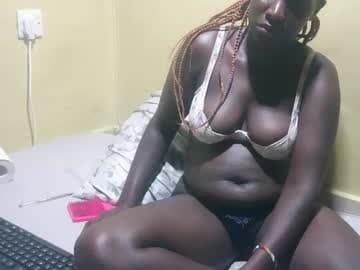 squirtypussie live cam
