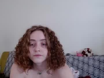 Strawberrylotsacake live cam