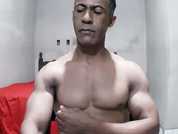 strongdaddyfantastic live cam