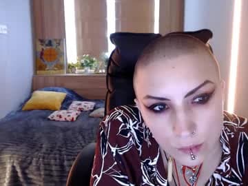 sweet_n_strong live cam