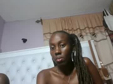 Novah girlie live cam