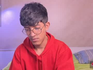 teo support me to reach 100 likes 3 live cam