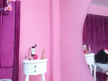 Tifani brown live cam