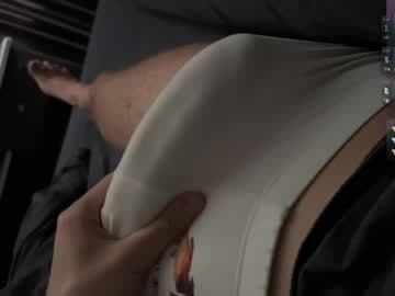 tommy_cumfinger live cam