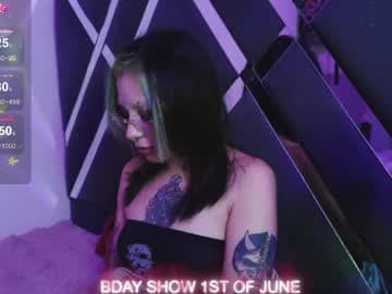 Vainilla Help me reach 50 Independent model live cam