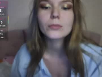 Vivian or Viv live cam