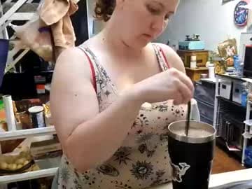 WisteriaQueen live cam