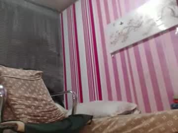 xxrowenatastycockforyouxx live cam