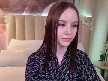 yours_fetish_mary live cam