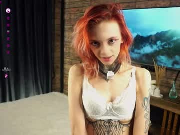 Ellie DONT FORGET GIVE ME THUMBS UP live cam