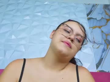 ZULLY live cam