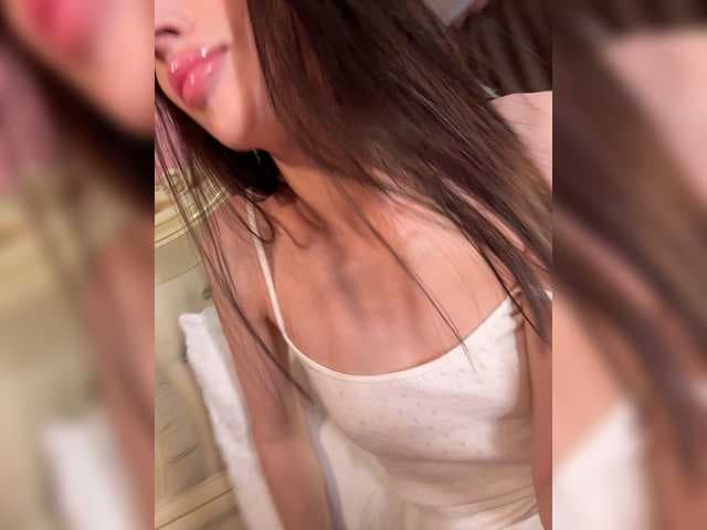 Enchantressss live cam