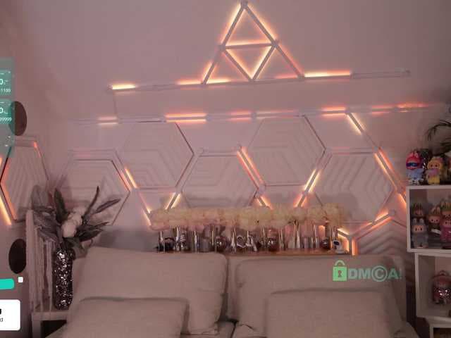 Taanni live cam
