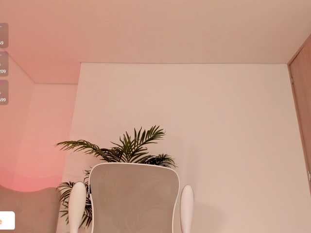 KendallRise live cam