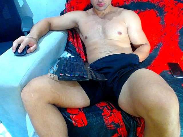 hugo19cm live cam