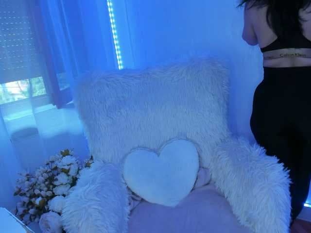ElisaBaxter live cam