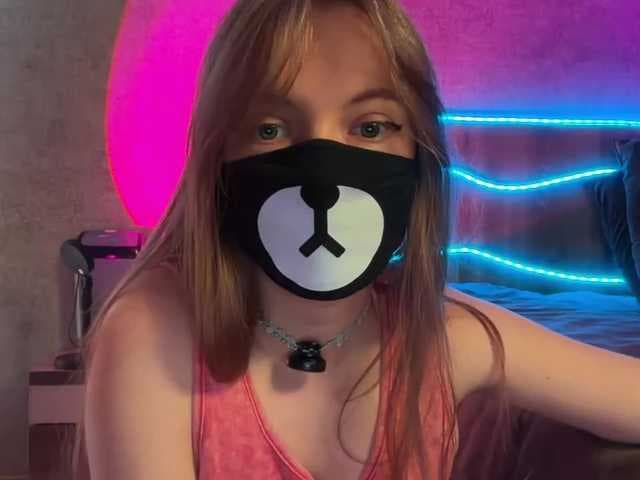 Tvoy_Medvezhenok live cam