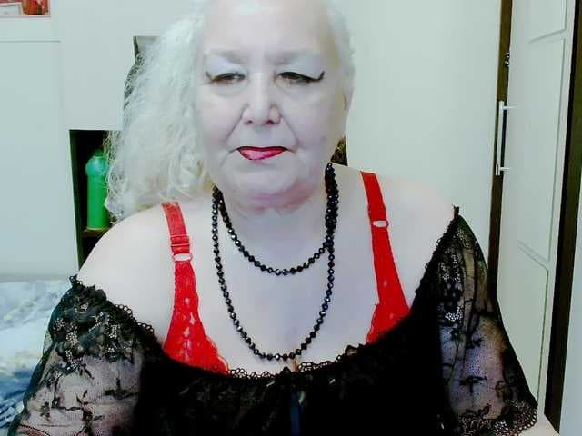 GrannyWants live cam