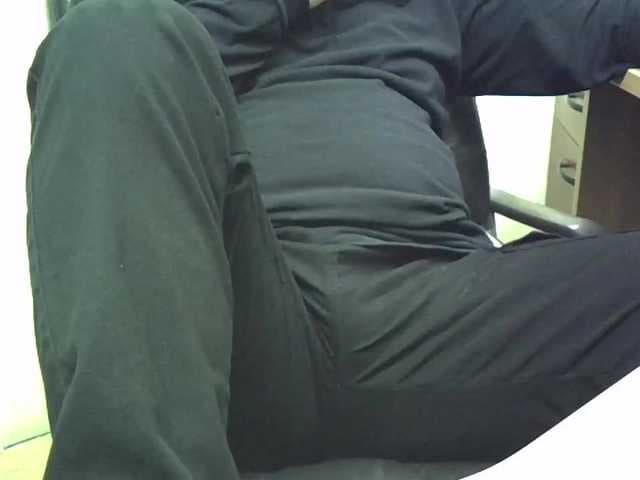 VikNik14cm live cam
