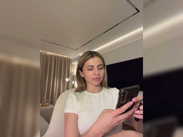 Nataliecroys live cam