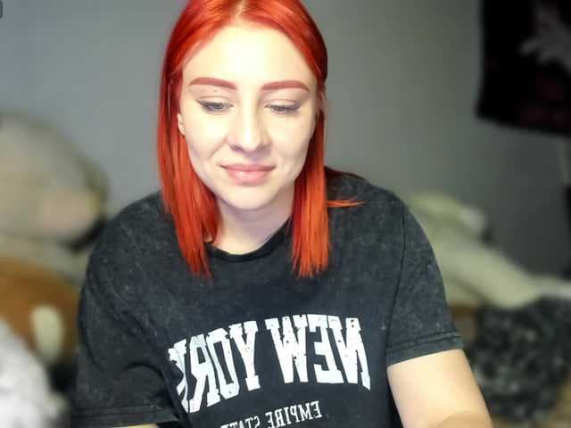 RedheadDevil live cam
