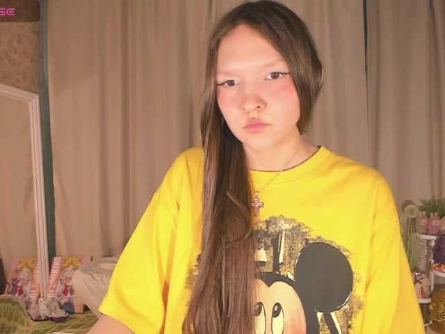 CuteLolly live cam
