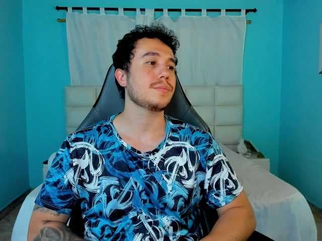 Jon-Striker live cam