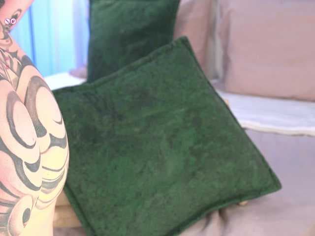 Carol-Ferrer live cam