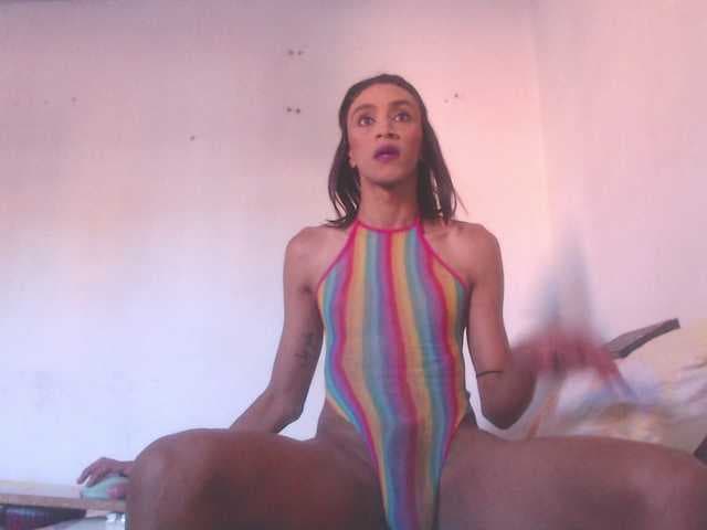 valeria-hot live cam