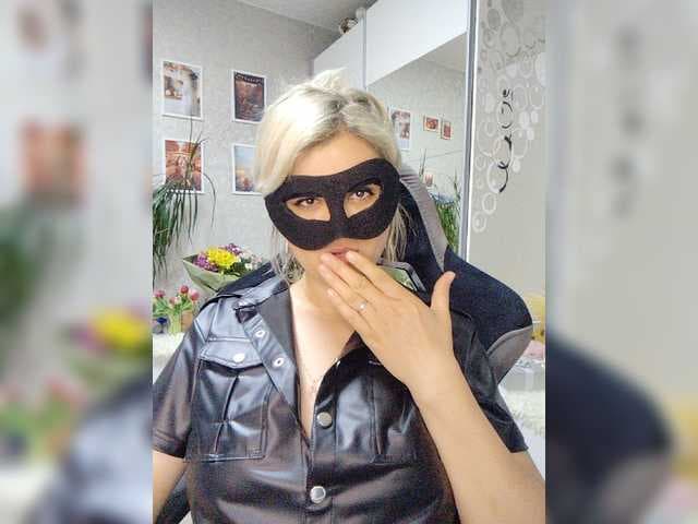 blackmask_ live cam on BongaCams